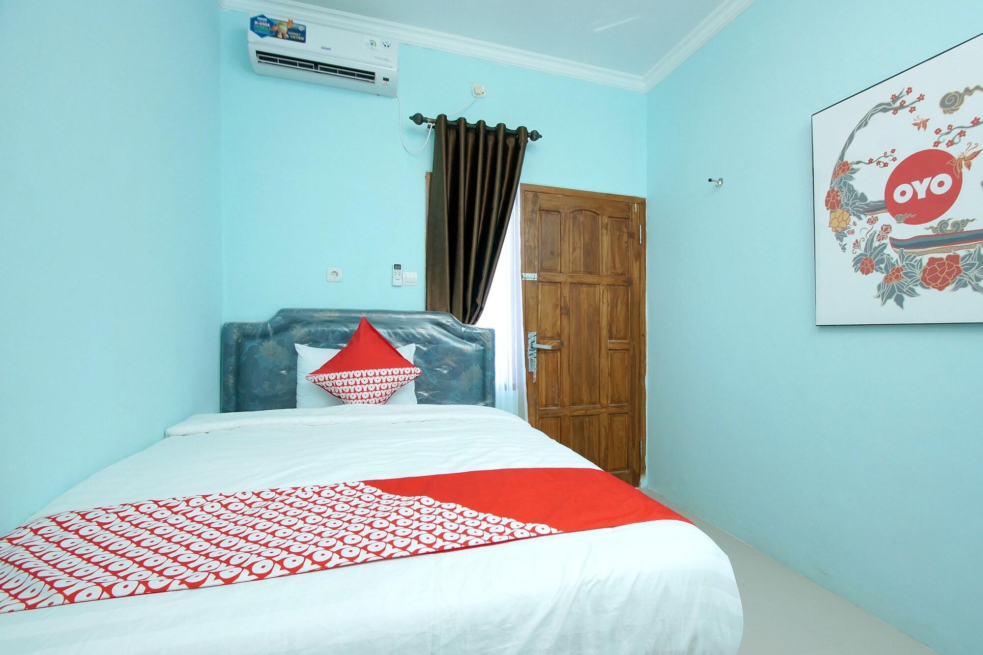 Oyo 347 Bayang Brothers Guest House Maguwo Buitenkant foto