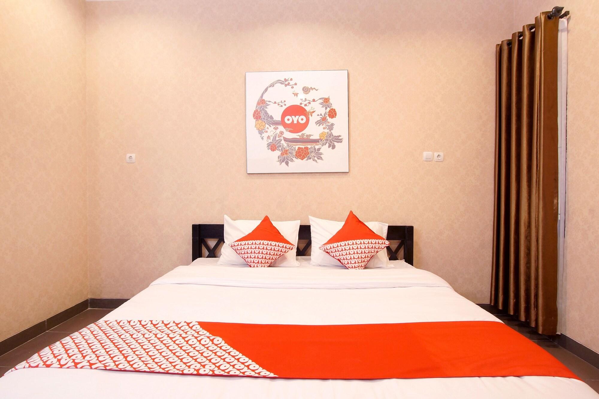 Oyo 347 Bayang Brothers Guest House Maguwo Buitenkant foto